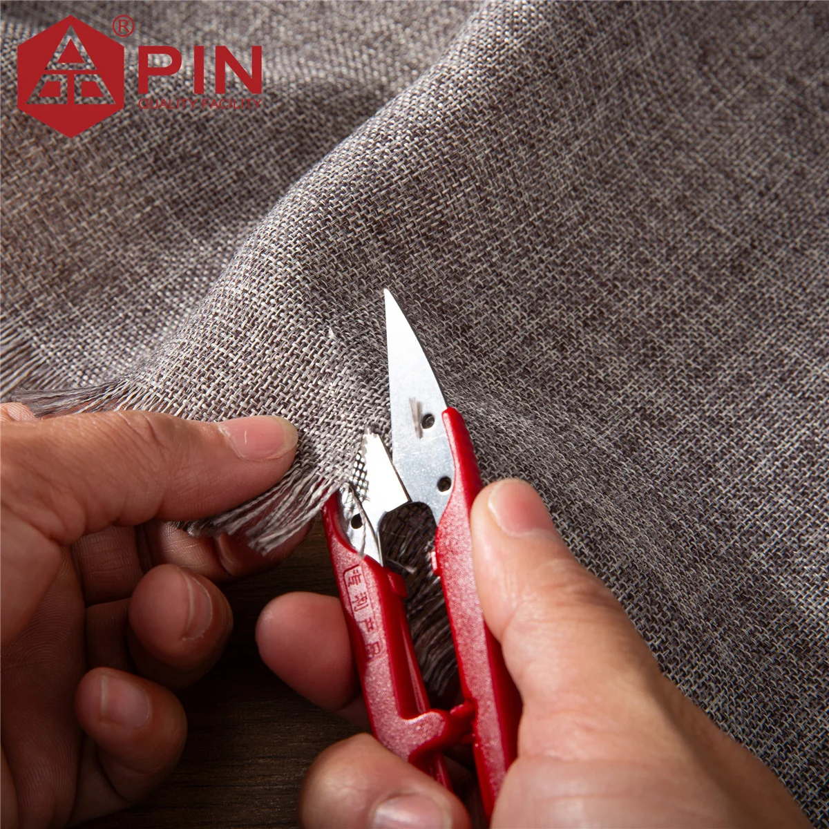 Stainless Steel Thread Scissors, Ultra Sharp Sewing Scissors 2 Sizes, Portable Premium Yarn Cutting Tool DIY Embroidery Scissors