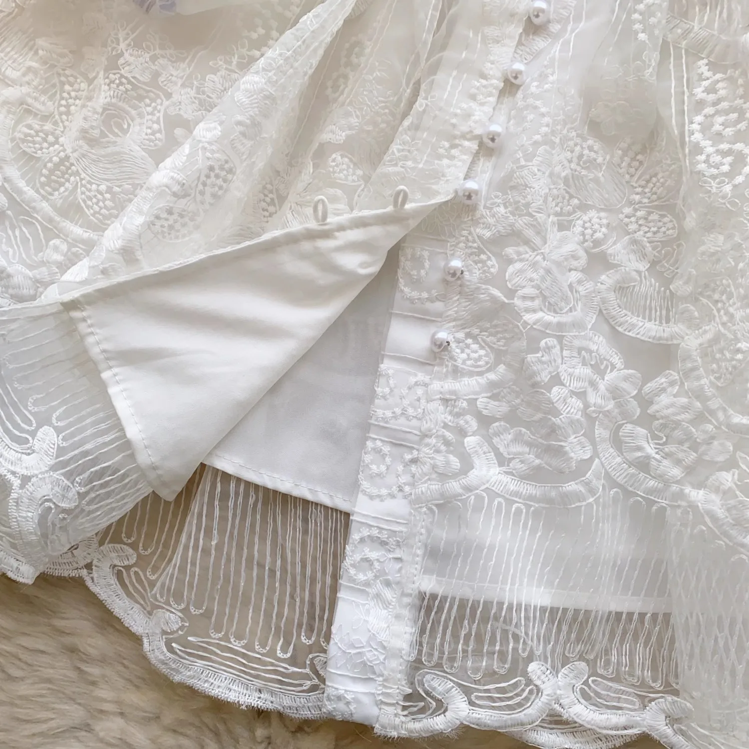 Luxury Women French White Lace Dress 2025 Summer Embroidery Flower Mesh Stitching Pearl Buttons Belt Mini Party Vestidos - Image 6