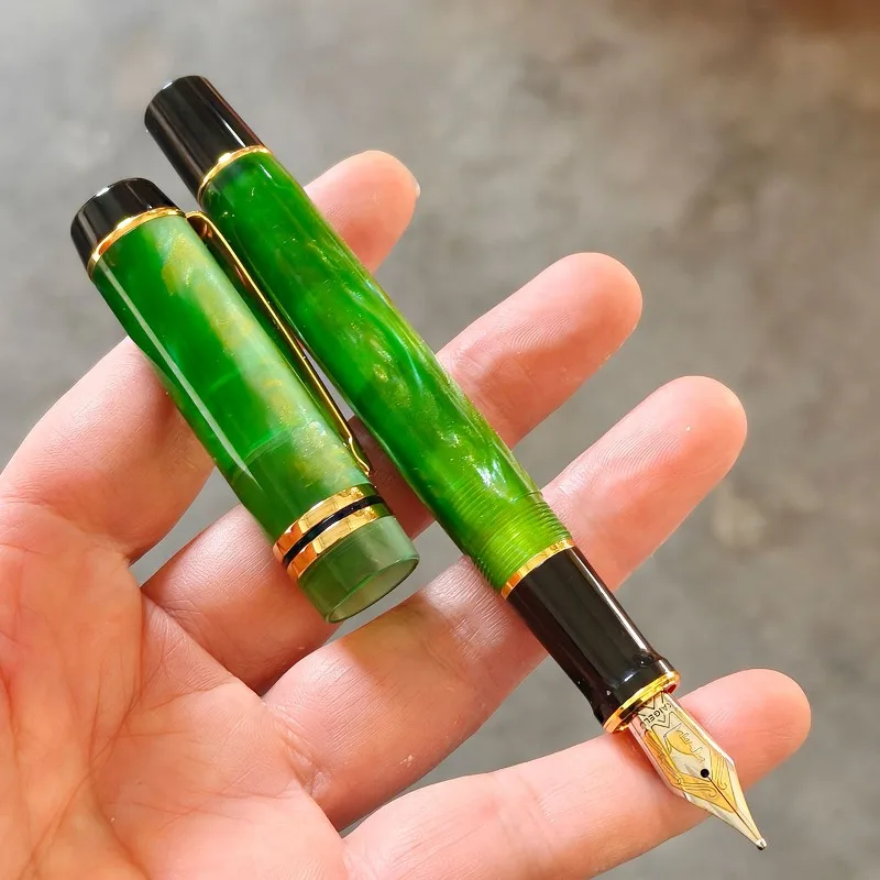 

Kangaroo KAIGELU Green Acrylic Fountain Pen Tofu Writing No.6 0.38EF 0.5F 0.7M Student Writing Smooth Gift Ink Pen Free Shipping