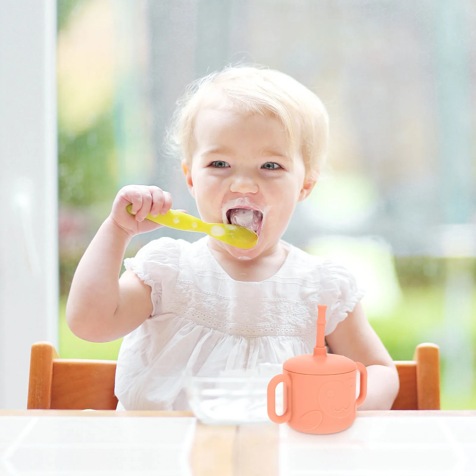 copo-de-treinamento-premium-de-silicone-para-bebes-com-alcas-ergonomicas-e-resistente-a-derramamentos-para-leite-Agua-e-suco