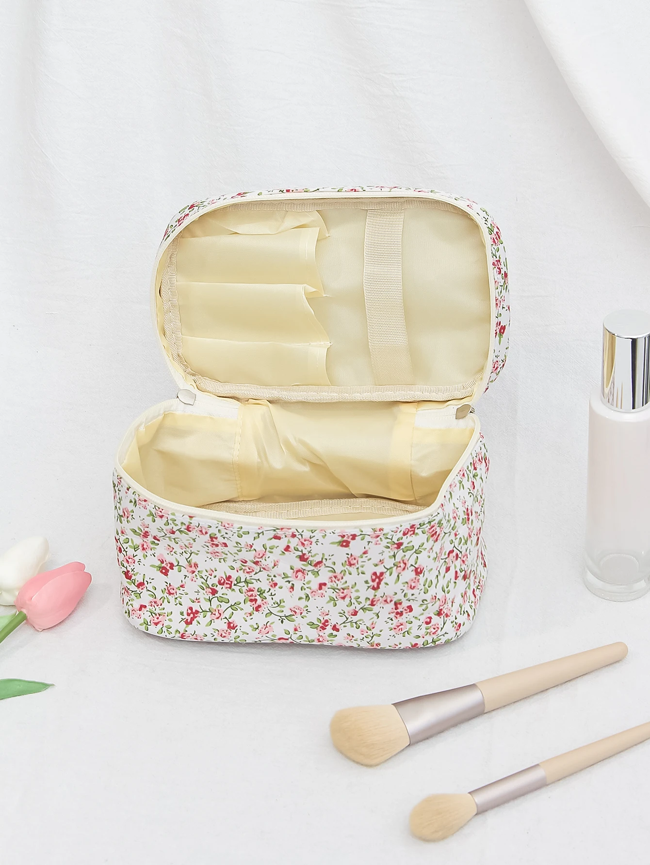 Fashion Floral Puffy Quilted Makeup Bag Travel Cosmetic Jewelry Storage Organizer Handbag Pouch Portable Toiletry Bag