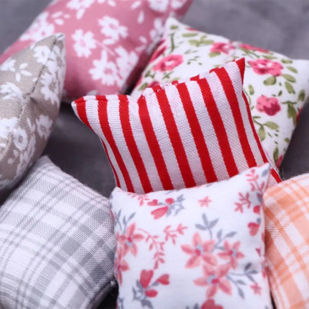 New Plaid Mini Dollhouse Simulated Cotton Pillow Model Printed Cotton Miniature Sofa Cushion Bed Furniture Girls