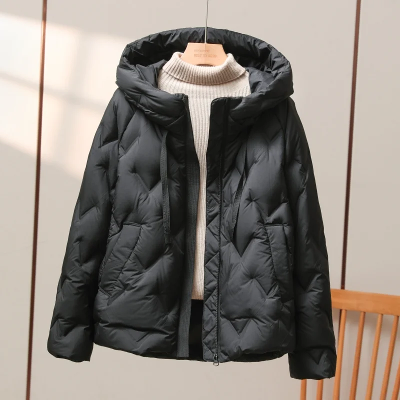 المرأة قصيرة أسفل سترة 2025 شتاء جديد وصول المألوف سميكة المتضخم مقنعين معطف منتفخ ملابس خارجية دافئة العصرية