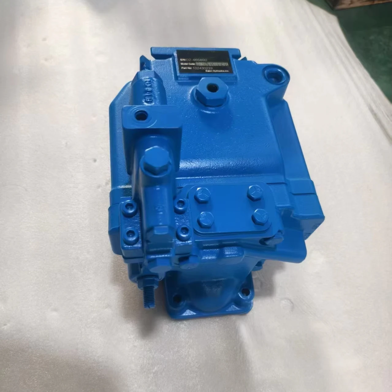 

Piston Pump PVH Series PVH098R01AJ70B252000010001AB010A Hydraulic Pump PVH098R01AJ70B252000010001AB010A