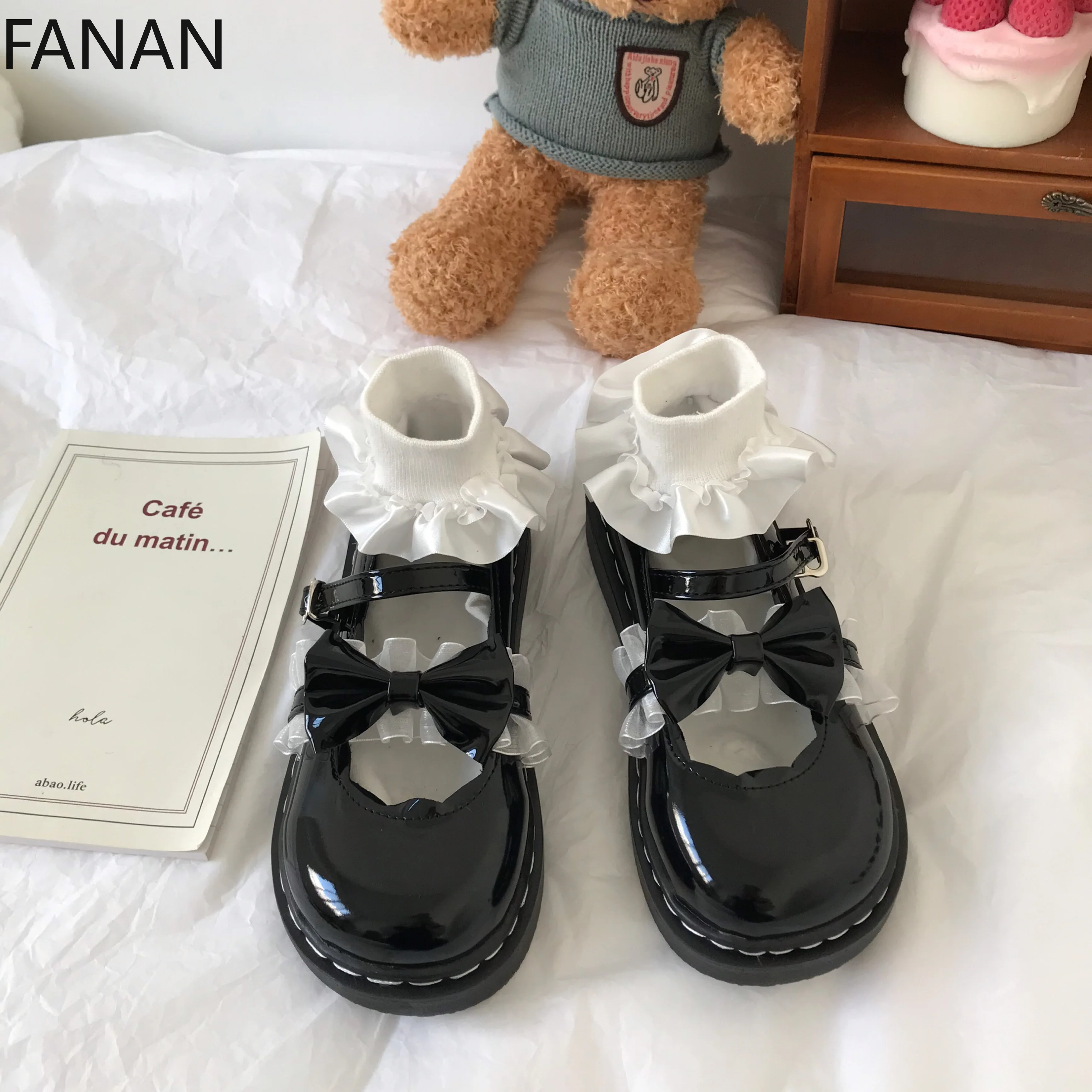 

Новинка 2023 года, женская обувь Мэри Джейн, кожаная обувь на платформе K, летние черные модные студенческие повседневные кроссовки на низком каблуке на плоской подошве