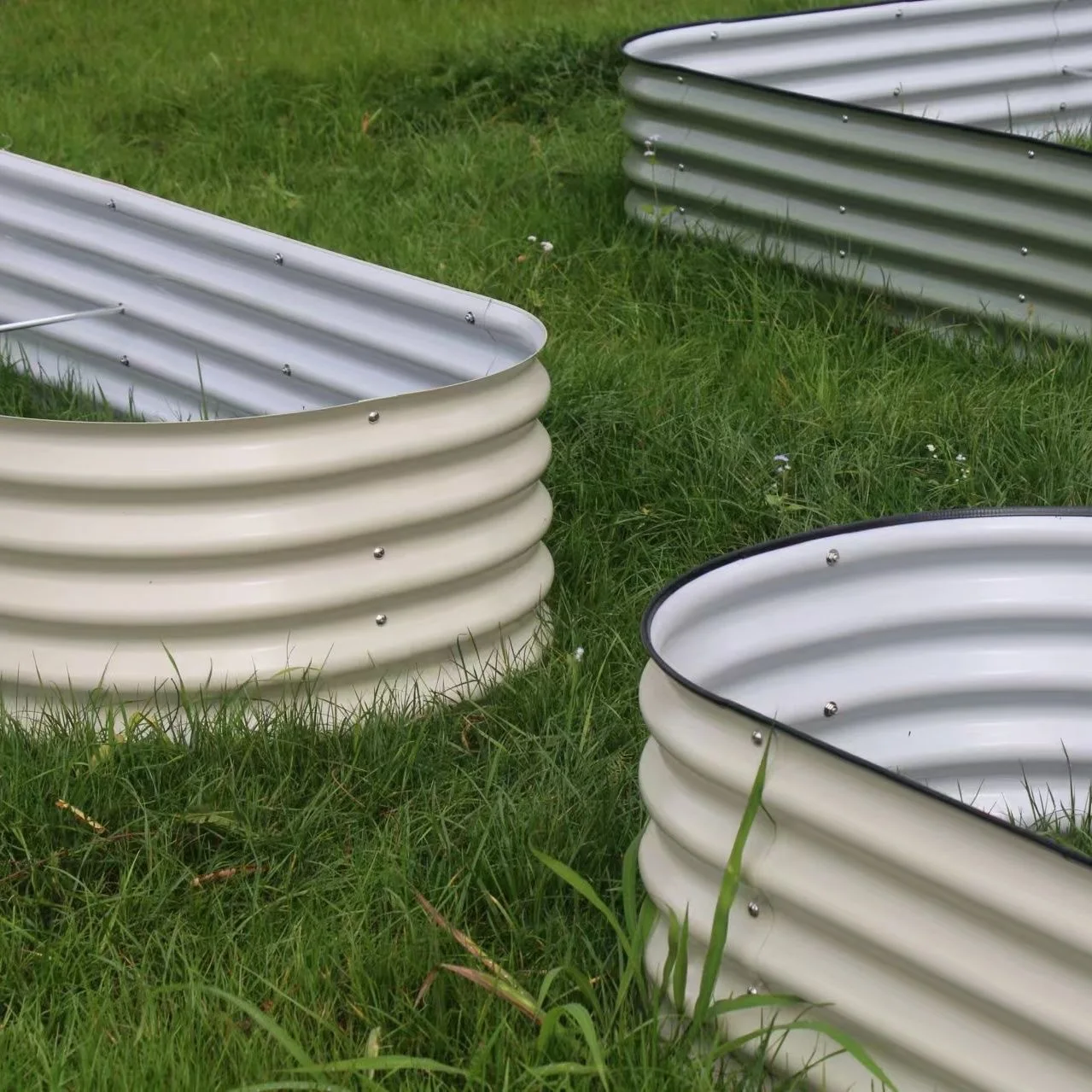 2025 High Quality English Style Planter Box Oval Raised Flower Bed with Galvanized Steel Aircraft Coating Durable Garden Bed Pot