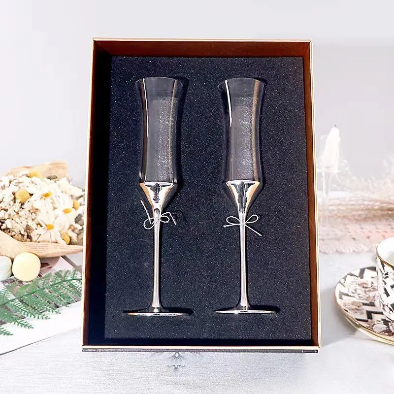 

Modern simple style, light luxury, waist closing crystal glass, wedding banquet, toast cup, creative bar, wine set, gift box