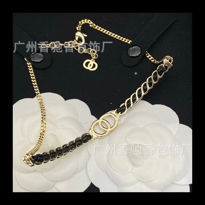 جديد جلد أسود حلو كول قلادة أنثى الفرنسية الرجعية تنوعا مزاجه الترقوة سلسلة #4