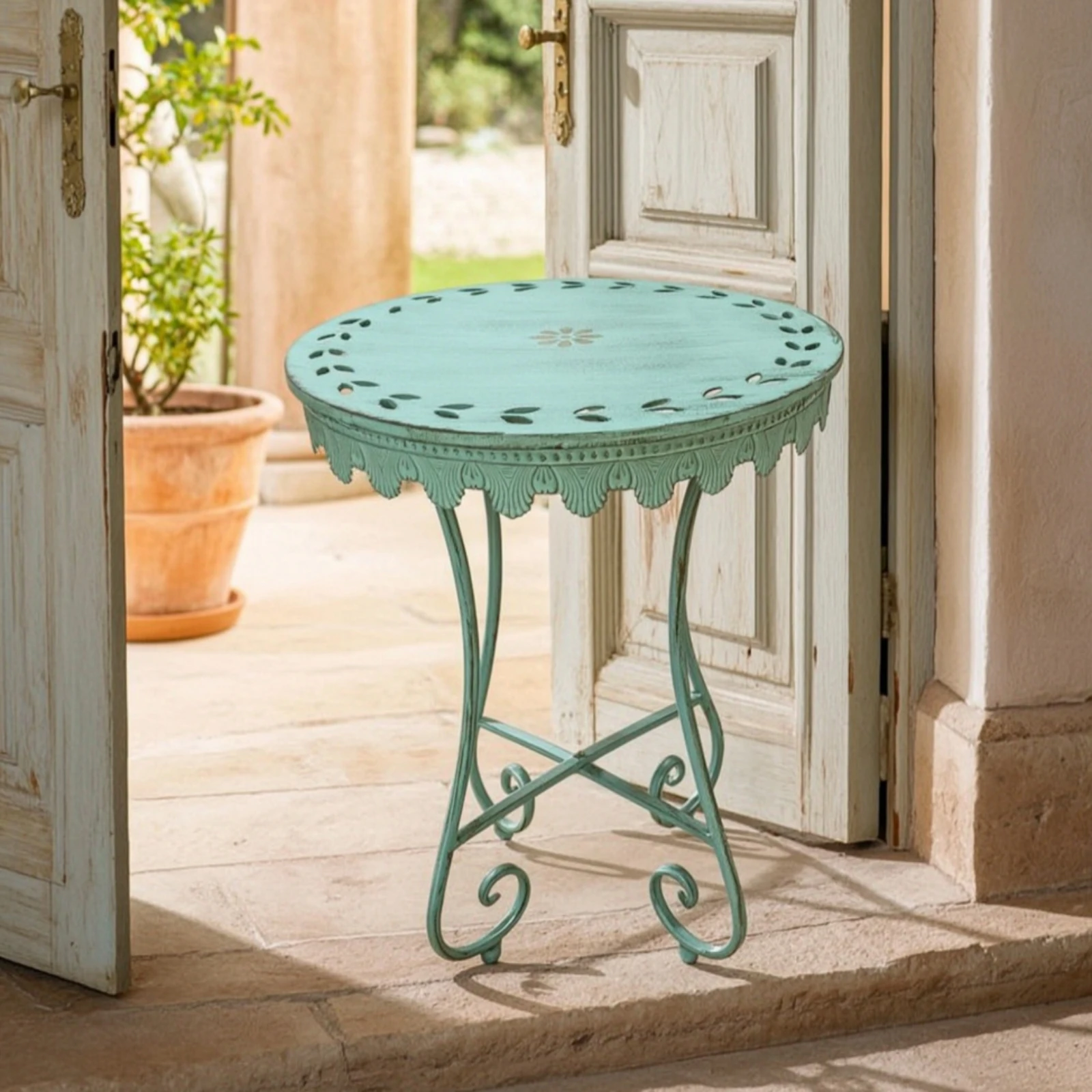 Round Side Table Vintage-Style Table with Cutout Pattern Plant Stand Distressed Metal for Patio, Balcony