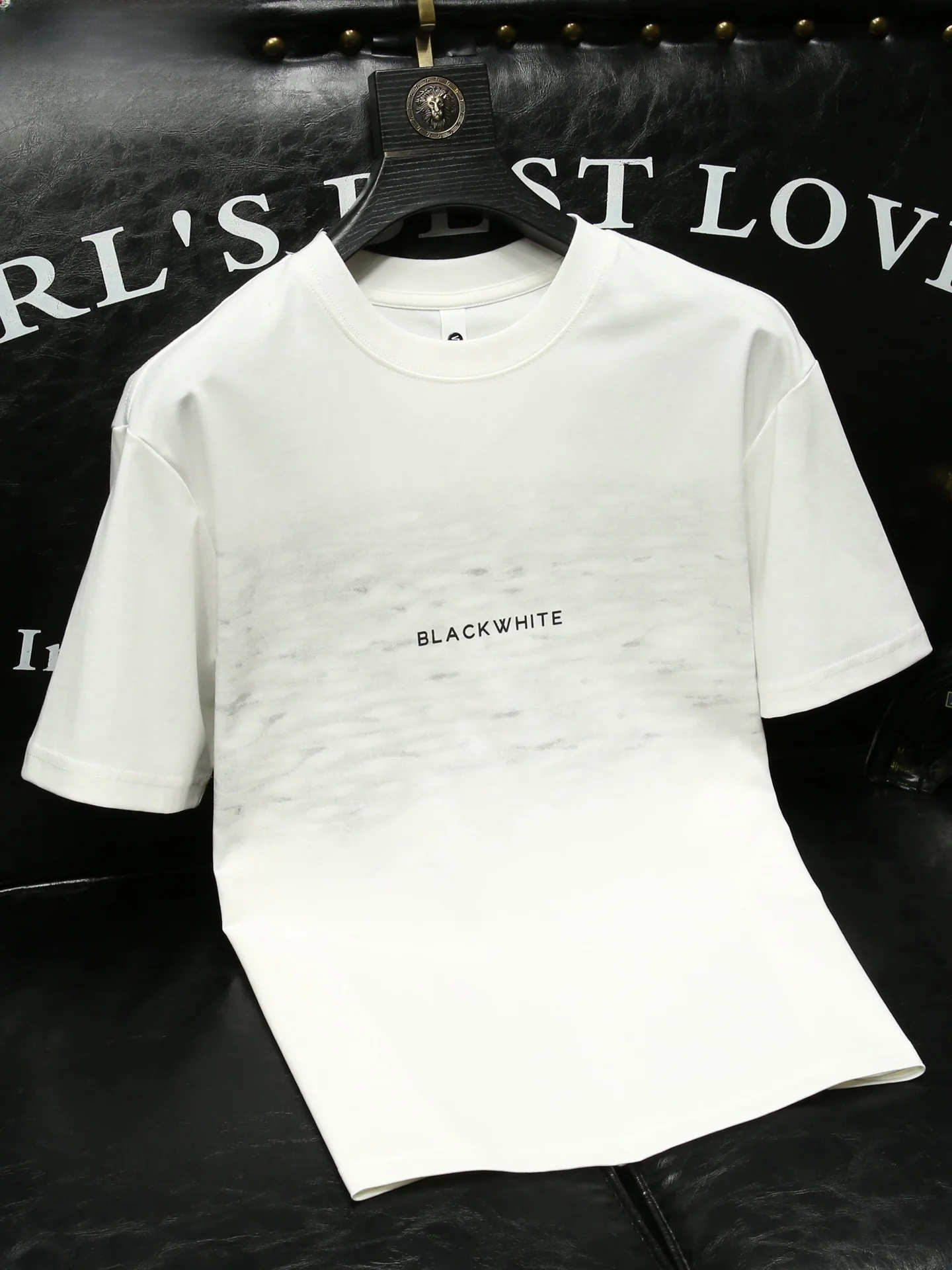 

American Casual Heavyweight Simple Trendy ort Sve Men's T-irt Summer New round Ne Base irt f Sve Body T-irt