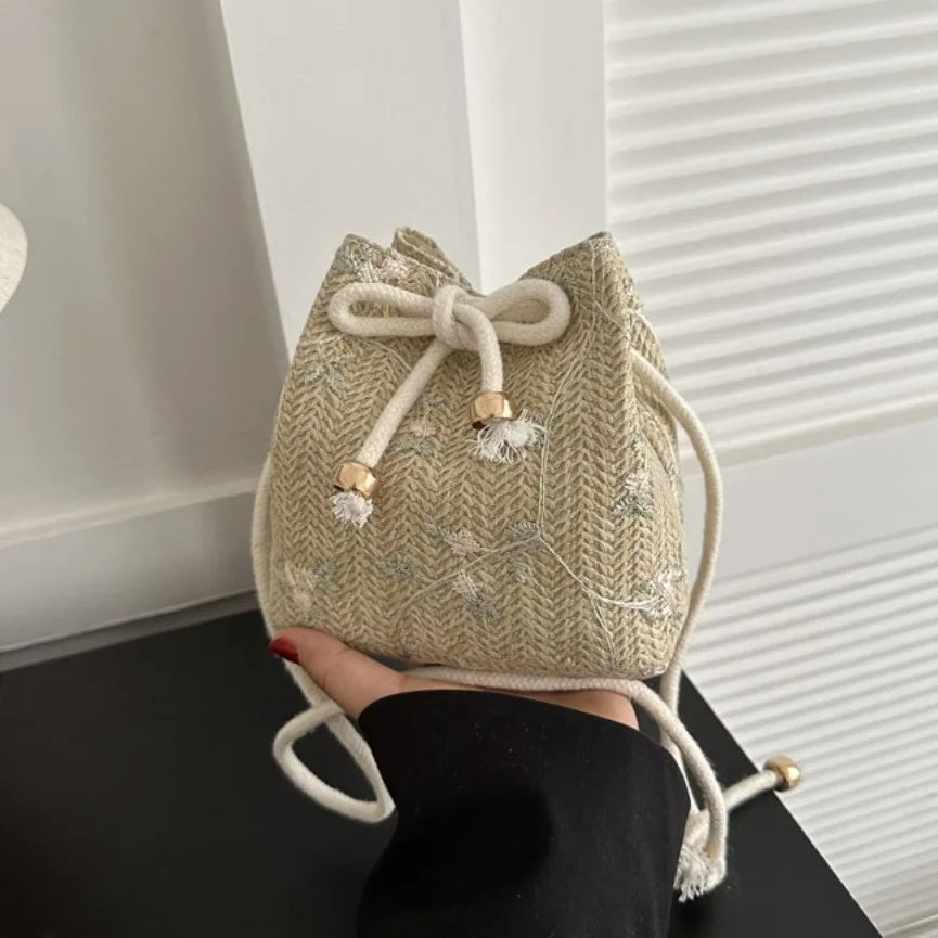 

Practical Flower Pattern Weave Crossbody Bag Beige Soft Drawstring Straw Bag Khaki Flower Embroidery Bucket Bag Travel