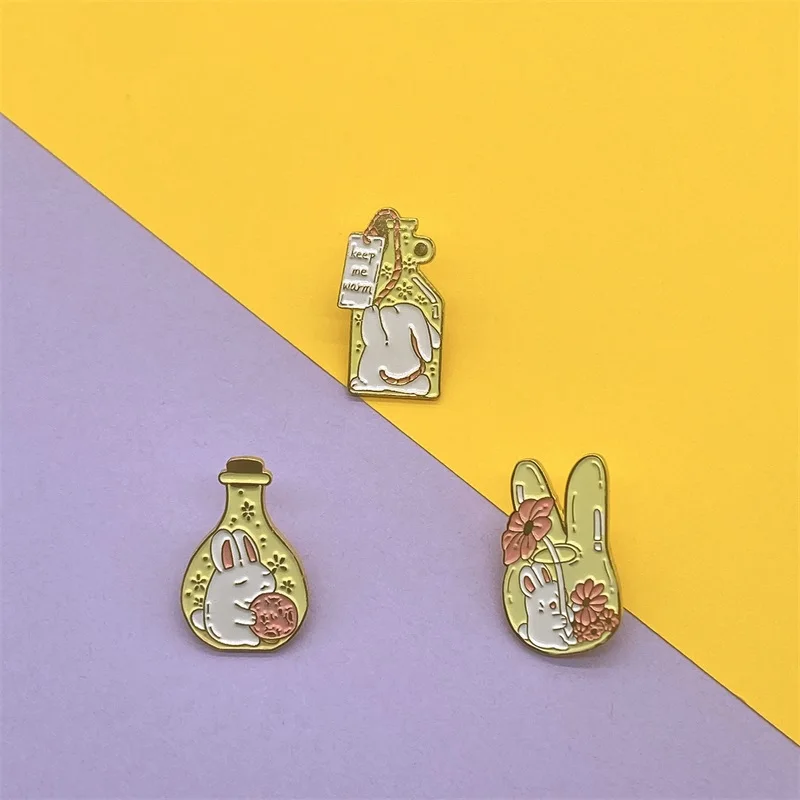 Little White Rabbit in Small Fresh Yellow Container Holding Flower Design Alloy Enamel Brooch Cartoon Cute Badge Gift Jewelry