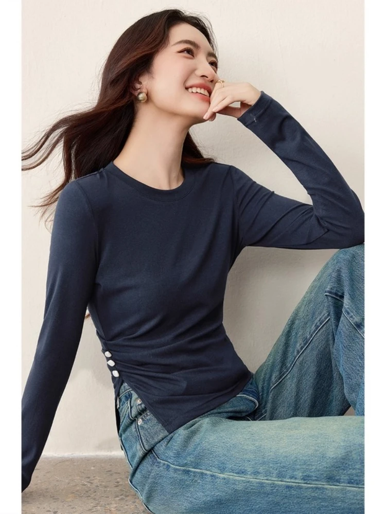 SENTUBILA Long-Sleeve T-shirt for Woman 2025 Autumn Design O-Neck Contrast Color Knit T-shirt Button Accent Tops 153TA2685