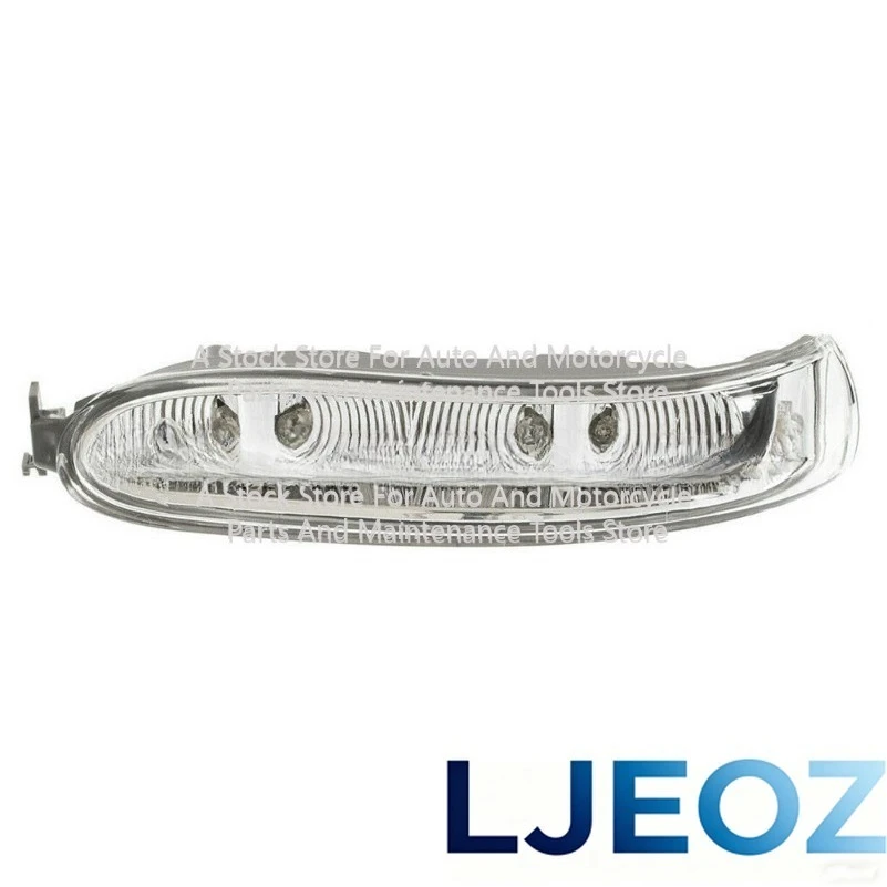 Applicable to Mercedes-Benz W209 CLK 02-09 reversing mirror, rearview mirror, LED turn signal indicator light, side light