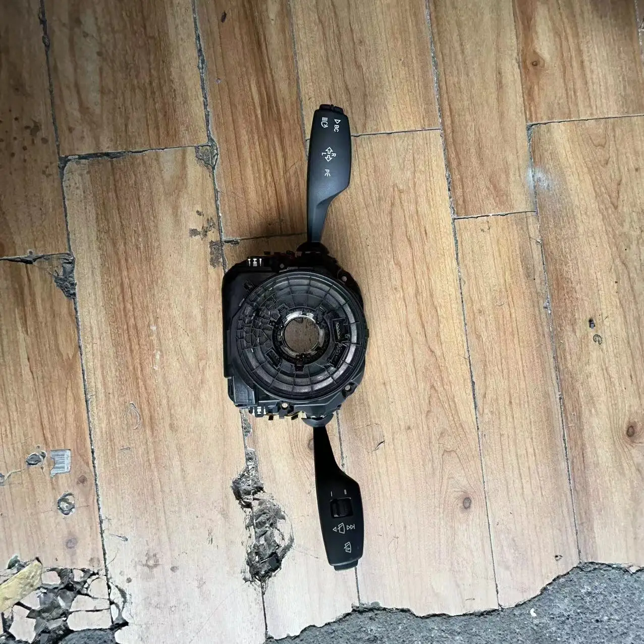 Auto Parts Combination for BMW 5 Series GT525i F07 Combination Turn Signal Directional Angle Sensor Steering Wheel