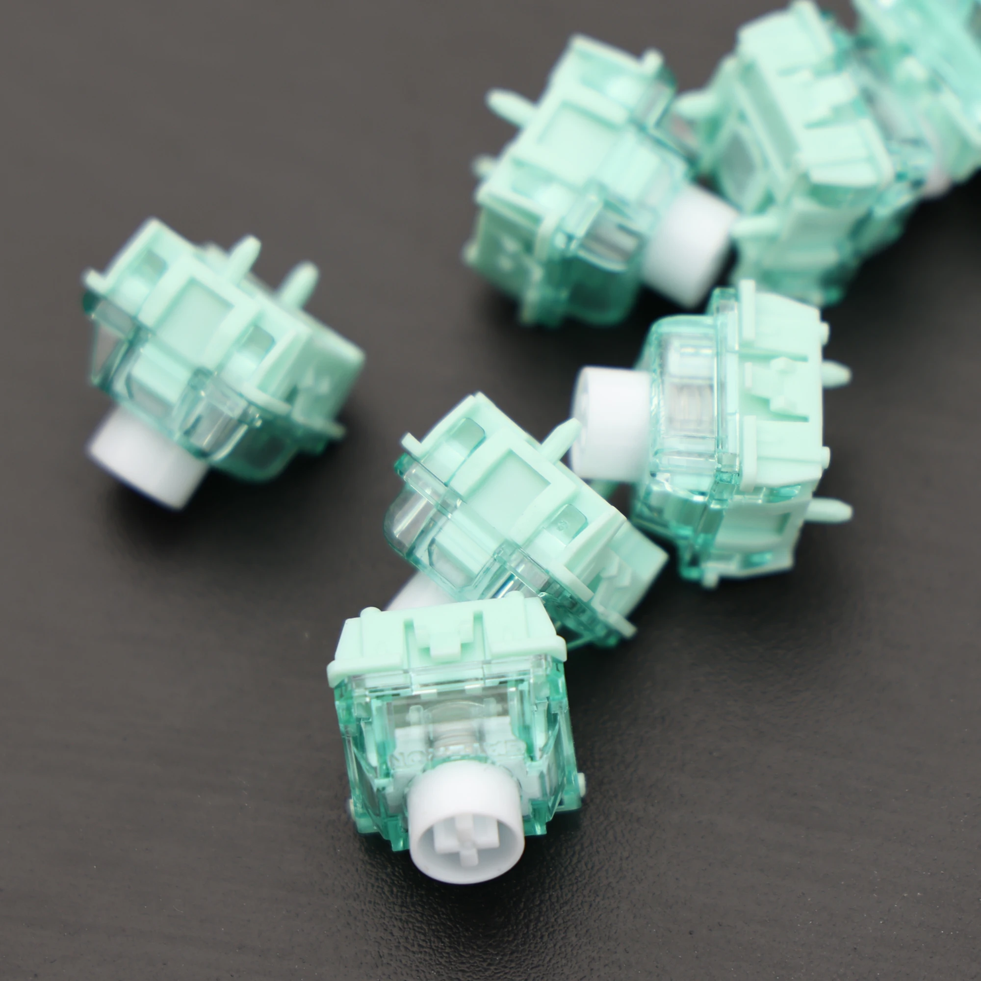 

GATERON Magnetic Jade Ultra Switch Linear Hall Effect Sensor Switch, Freely Adjustable Pre-travel for Gaming Office Mechanical