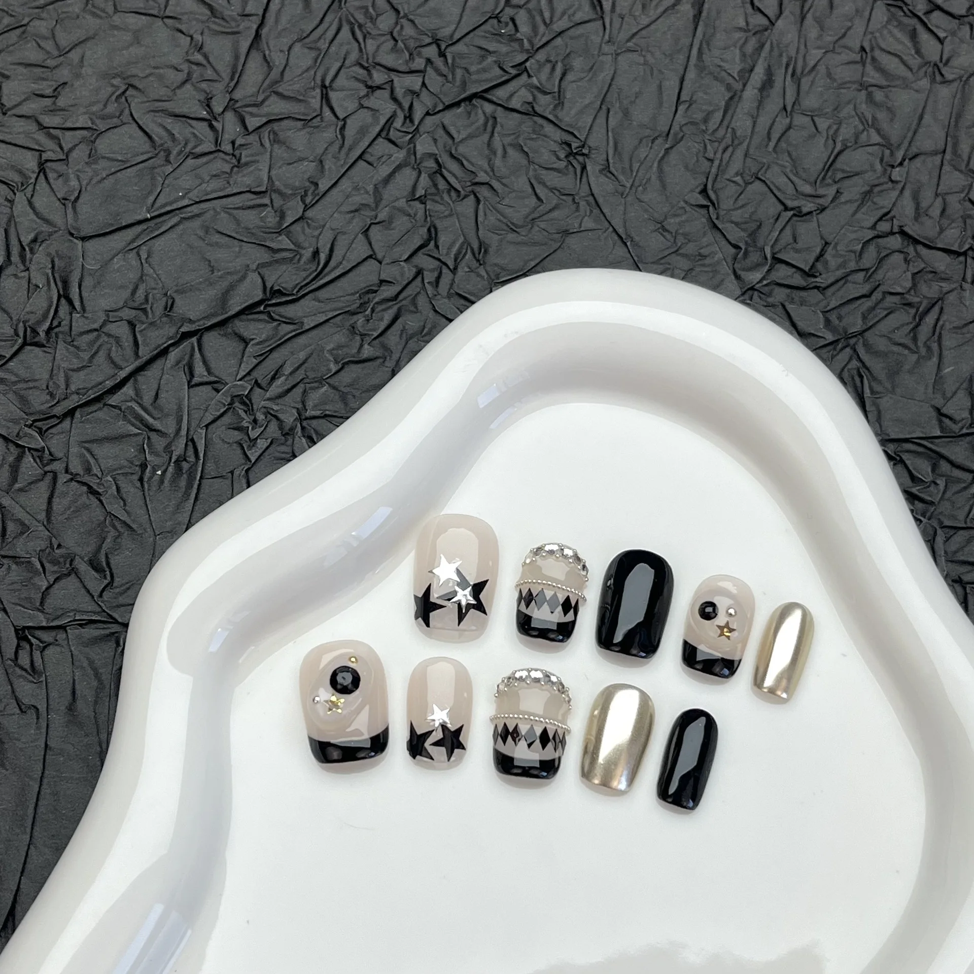 

10PCS Gothic Press on Nails Short Square Black Diamond Design Sweet Cool Style Dark Sweet False Nails Handmade for Women Girls