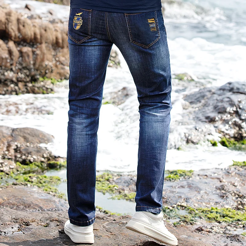 Pantalones vaqueros rectos para hombre, Jeans de lujo de Bruce & Shark, sueltos, estiramiento, Desinger, talla grande 42, verano, nuevo