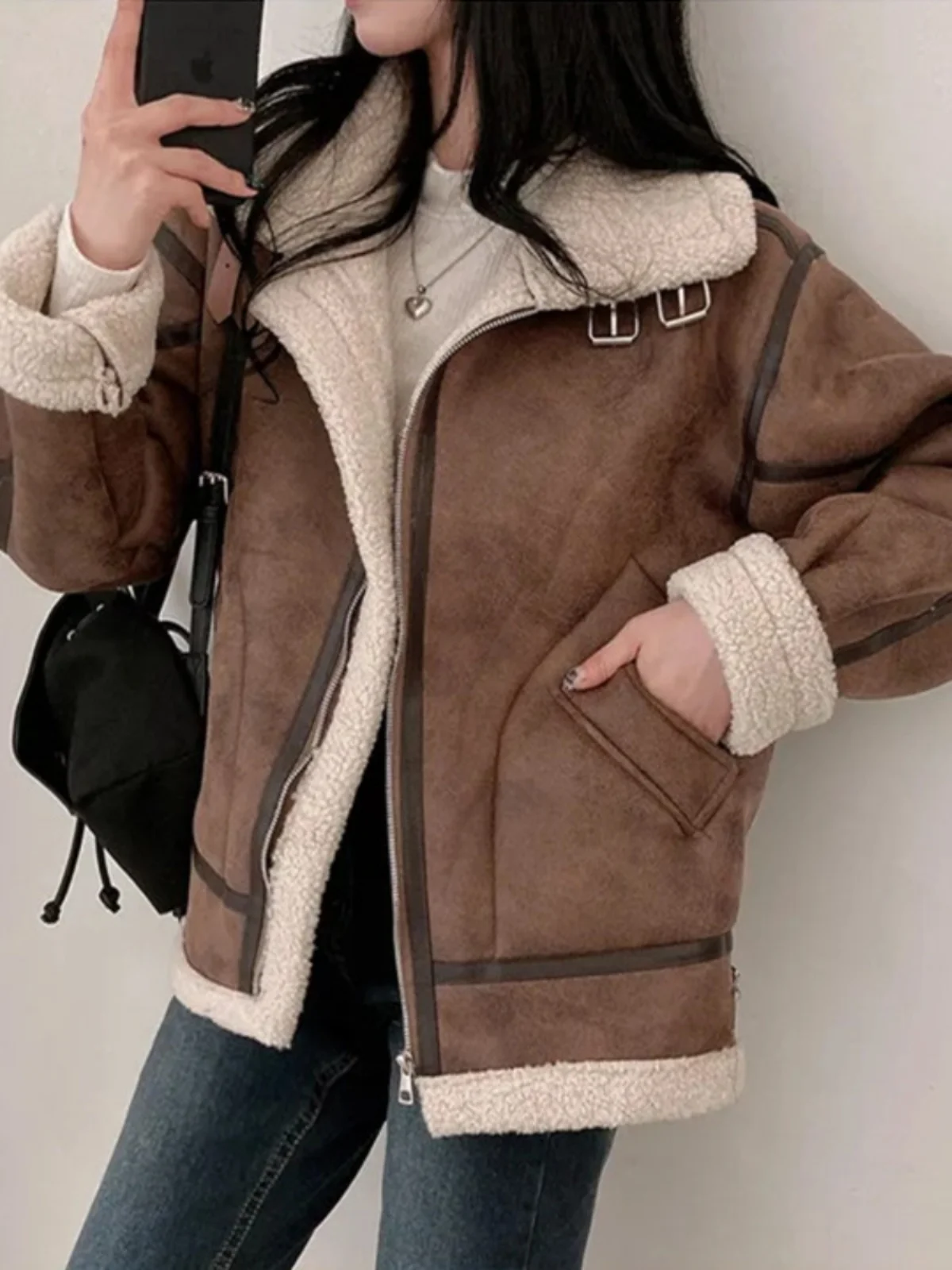 Fashionable Winter Lamb Fur Jacket Women's 2024 New Small Size Integrated Leather And Fur Motorcycle Clothes Outerwear