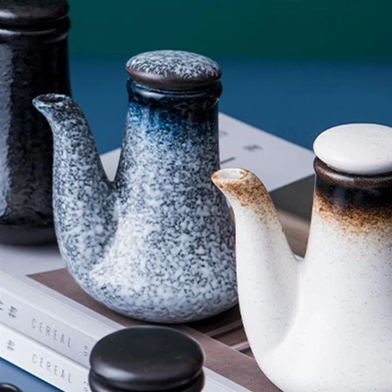 300ML Japanese Style Ceramic Oil Olive Dispenser Soy Sauce Pot Small Vinegar Pot Sauce Jar Oil Bottle Tableware Seasoning Bottle view 3