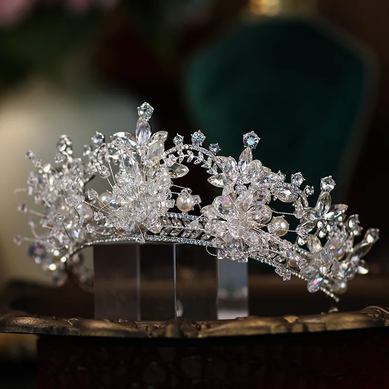 جديد غطاء الرأس الزفاف تاج الحياكة اليدوية تاج الأزياء استوديو التصوير الفوتوغرافي فستان الزفاف قاعة حلية