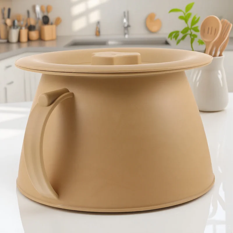 

Portable Chamber Pot Plastic Spittoon Urinal for Kids Adults Elderly Thickened Wall Urine Storage Pot Compact Foldable Design