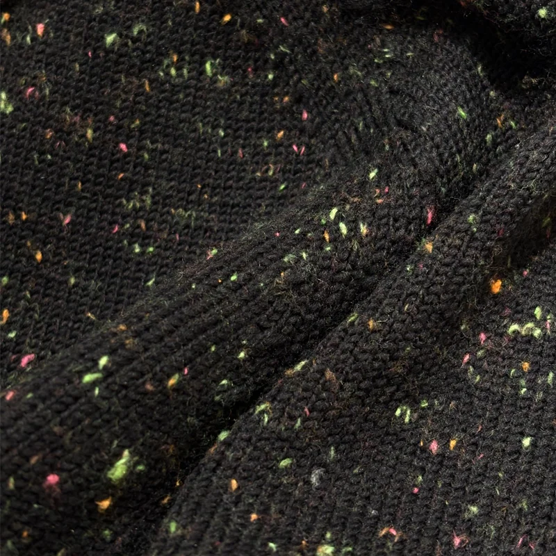 سترة متماسكة ناعمة ومريحة للنساء، مثالية للأيام المريحة، مريحة وعصرية لفصل الشتاء AJ0909