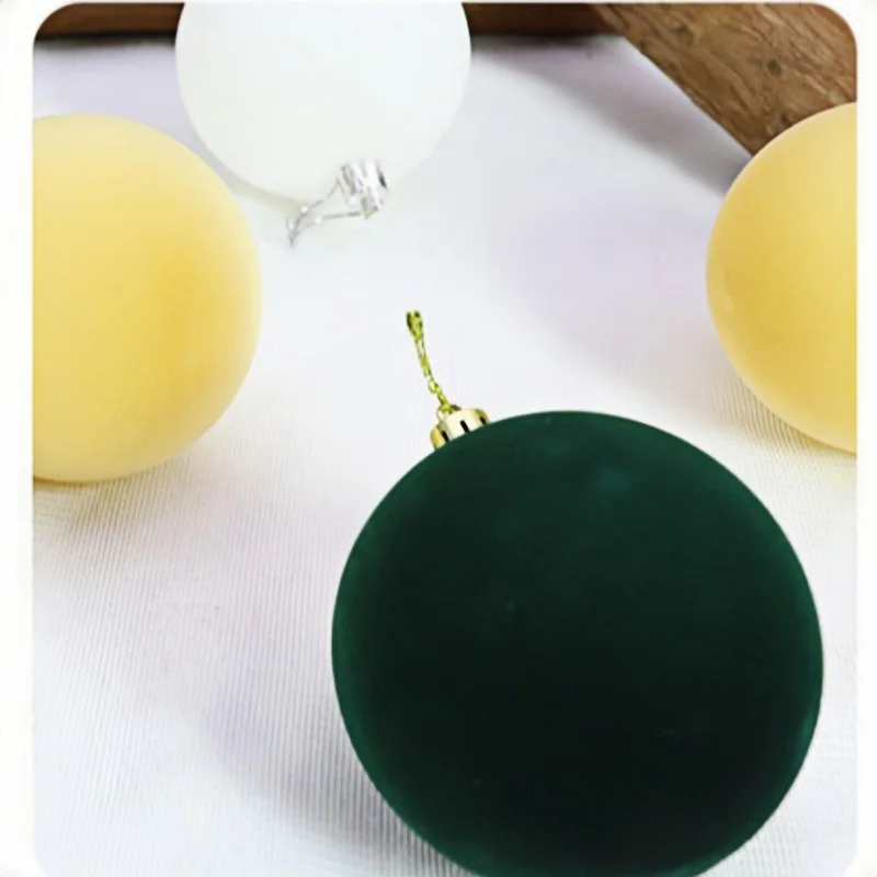 8cm Three Color Velvet Christmas Ball Christmas Tree Pendant Decoration Velvet (6 Pieces)