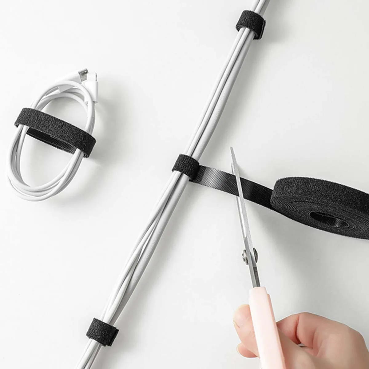 Data Cable Management Ties - Reusable Velcro for Desktop Wire Fixing
