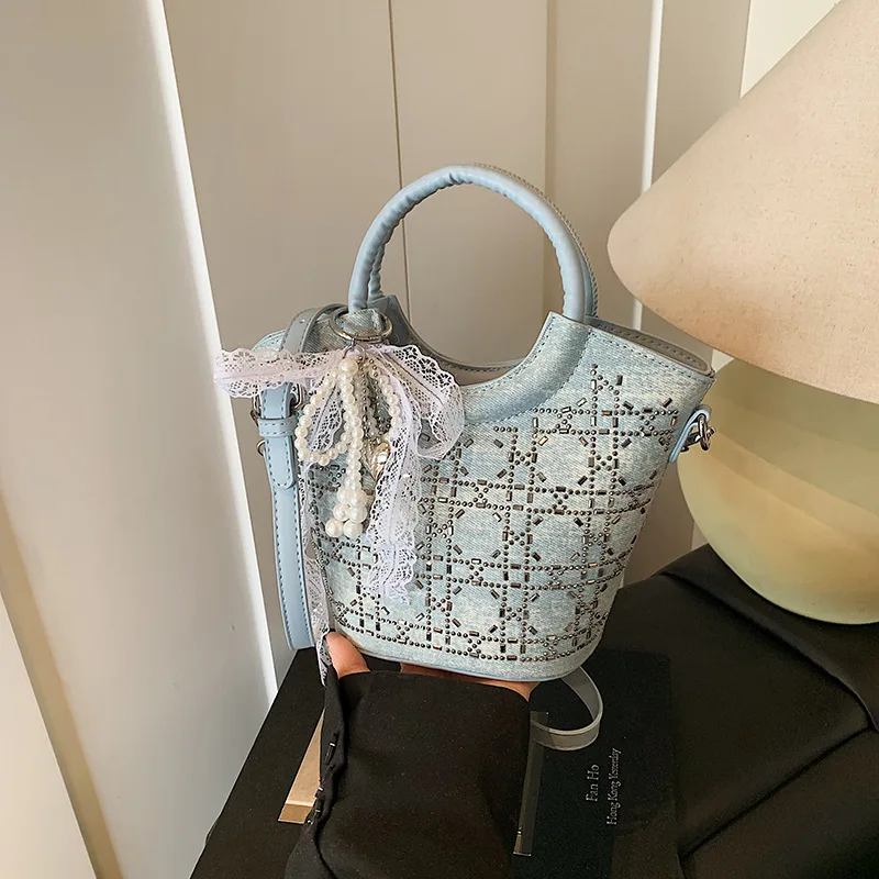 

2025 Luxury - Brand Women's Novelty Hand - Carried Bucket Bag - Rhinestone - Studded Diamond - Patterned Denim, Korean