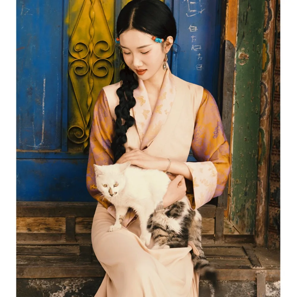 Chinese Aesthetic Elegant Art Tibetan Dress Women's Style Romantic Artistic Daily Hanfu