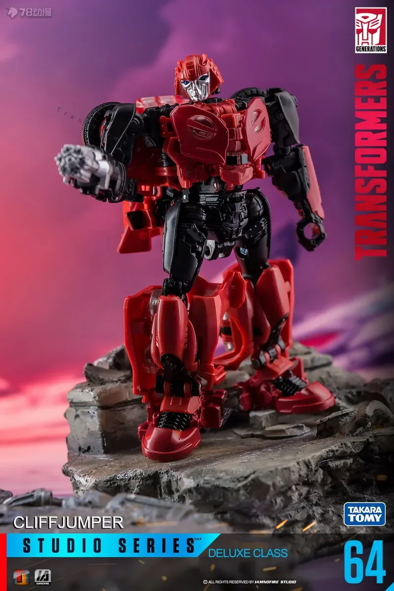 In Stock Takara Tomy Transformers Studio Series Bumblebee Movies SS64 Cliffjumper 14Cm Deluxe Class Action Figure Toy Gift