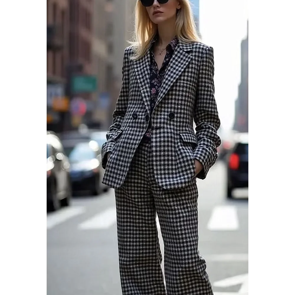 Unique Plaid Women Suit Classic Notched Lapel High Quality Outfit Double Breasted Formal Occasion Business Casual Set Two Pieces