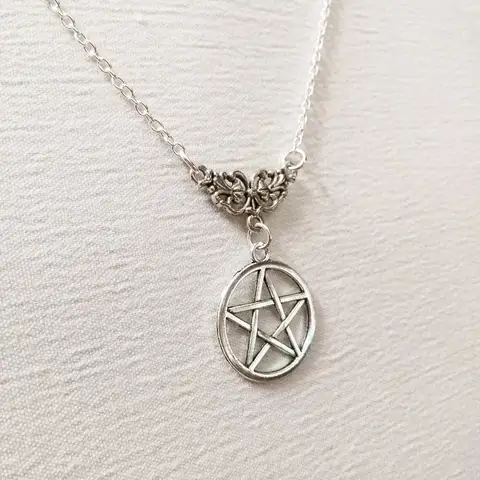 Pentagram carved necklace, Gothic jewelry, Vintage, witchcraft accessories,Victoria, mystery, five-pointed star Choker For Women