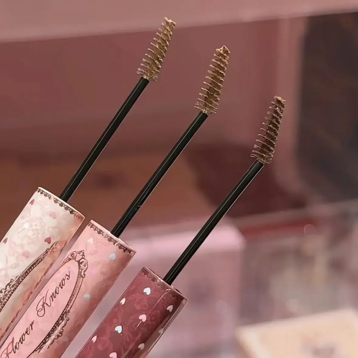 フラワーノーズ スウィートハートベア アイブロウクリーム アイブロウペンシル 色彩再現力 長持ち フィルム形成アイブロウペンシル