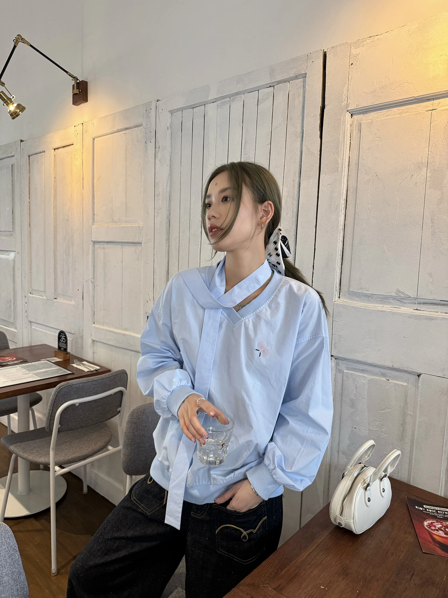 

LelyMooch Casual Sports Girl Simple Lazy V-ne Embroidered Overhead Top with Sa Women's Cotton irt Faionable Loose Fit