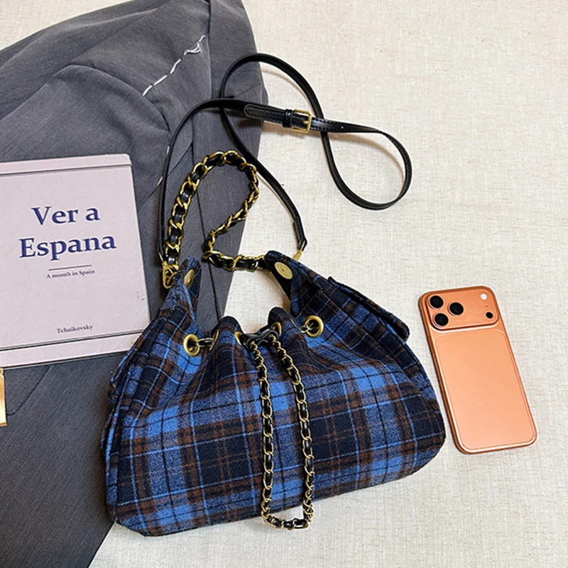 

Korean Retro Plaid Drawstring Shoulder Bag Large Capacity Dumpling-shaped Magnetic Clasp Chain Underarm Bag Casual Crossbody Bag