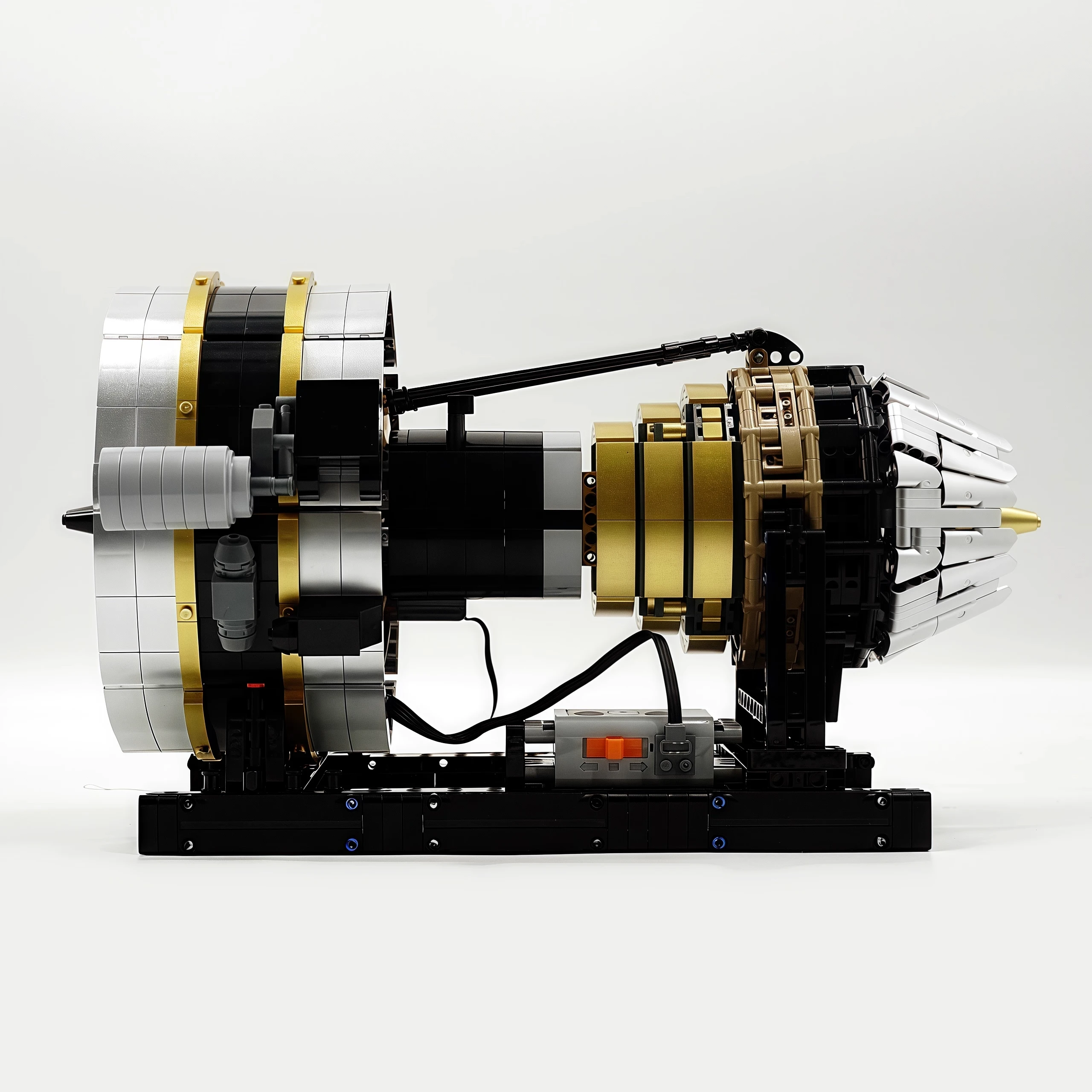 Mould King 10141 Blocco tecnico per auto Il modello di motore per aereo motorizzato Assemblaggio di mattoni per motore Set Regali di Natale per bambini