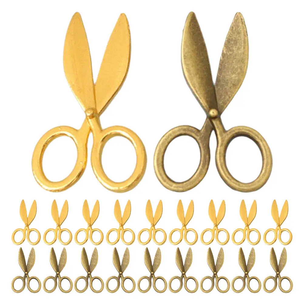 Mini Metal Scissors for Dollhouse, Micro Landscape & Sewing Craft – Realistic Vintage-Style Tiny Shears (40pcs)