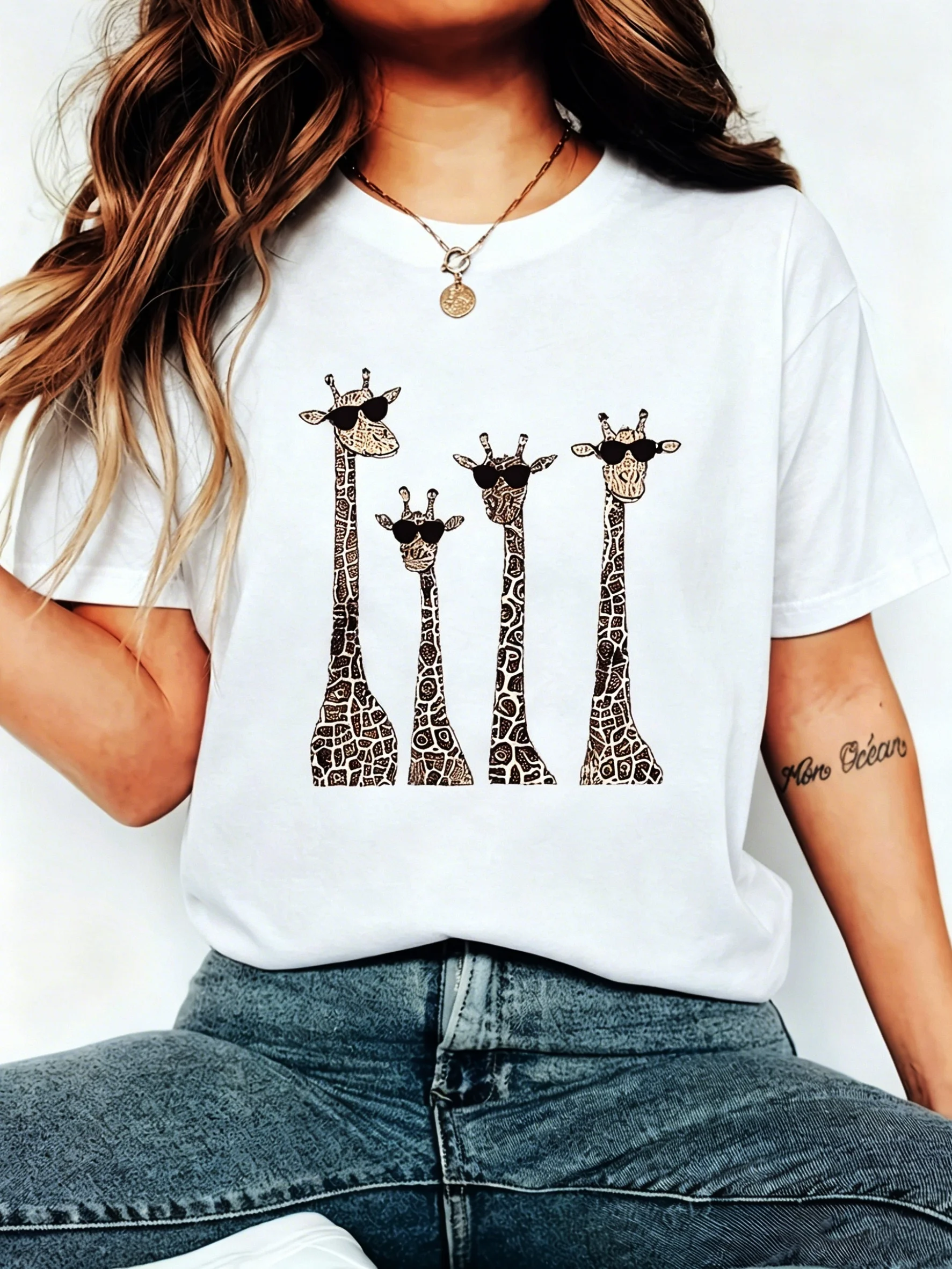 Mixed Berries T Shirt Women Strawberry Blueberry Graphic Tee Cute Botanical Fruit Cottagecore Casual Short Sleeve Summer Tops