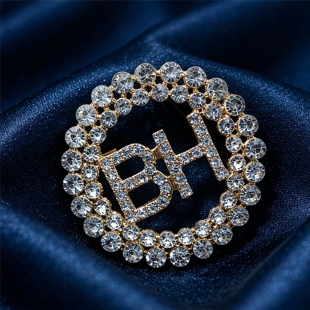 2026 Badge Bow Tie Accessories Decorations Ins Style Women's Suit Pin High-Value Personalized Dating Decorative Pin Metal Lapel Pin DIY Anti-Exposure Accessory Wedding Guest Brooch Commuting High-End Hidden Button Brooch Bag Accessories Brooch Theme Brooch