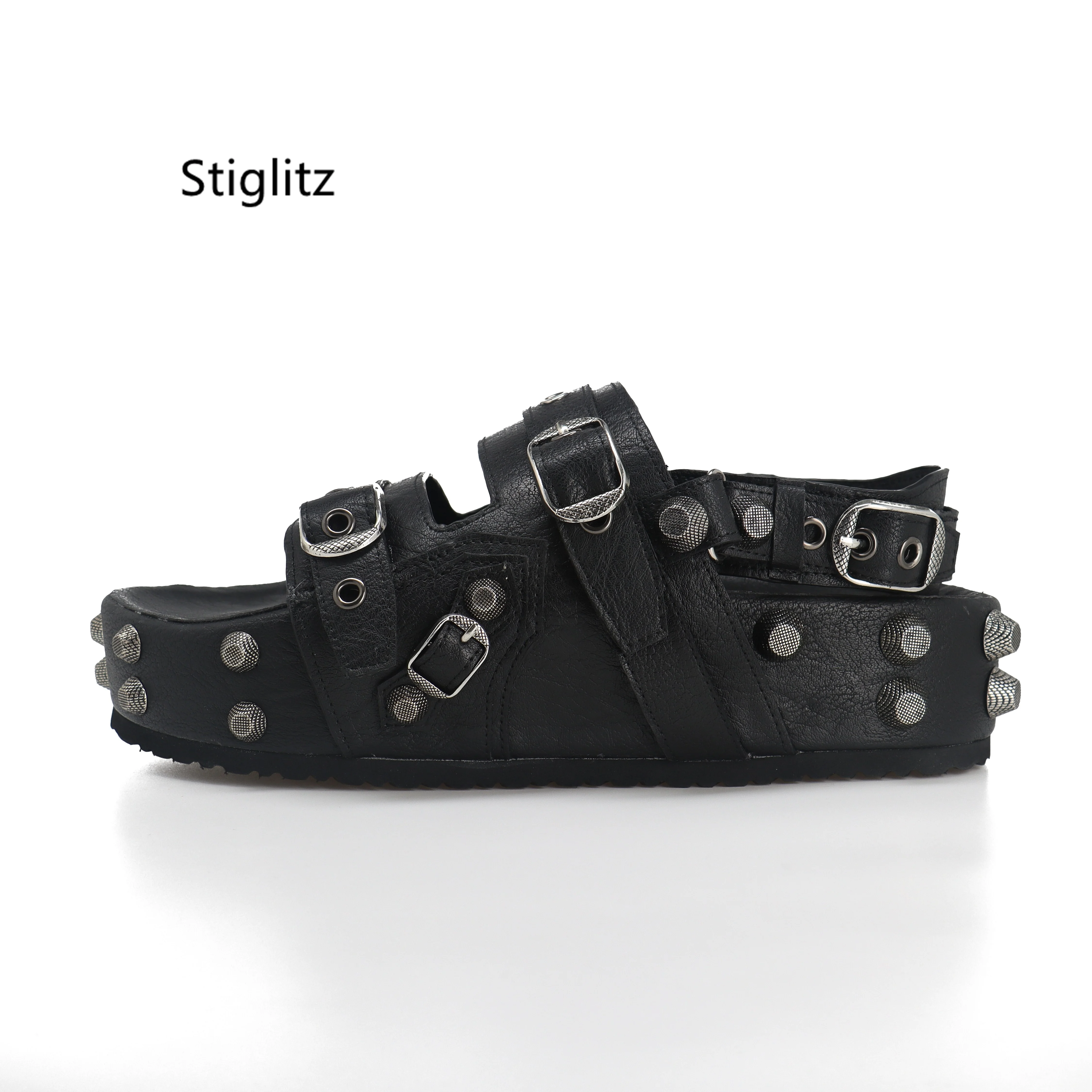 Summer Black Genuine Leather Sandals Buckle Strap Rivet Punk Metal Decor Outdoor Casual Platform Men Shoes Breathable Sandals