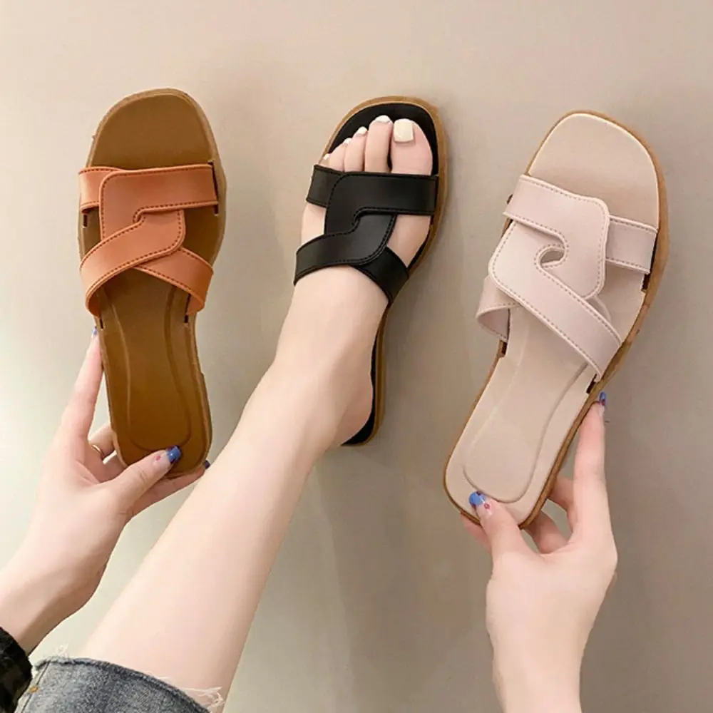Тапочки на плоской подошве с милым перекрестным поясом, нескользящие шлепанцы на мягкой подошве, пляжная обувь, повседневные женские летние тапочки