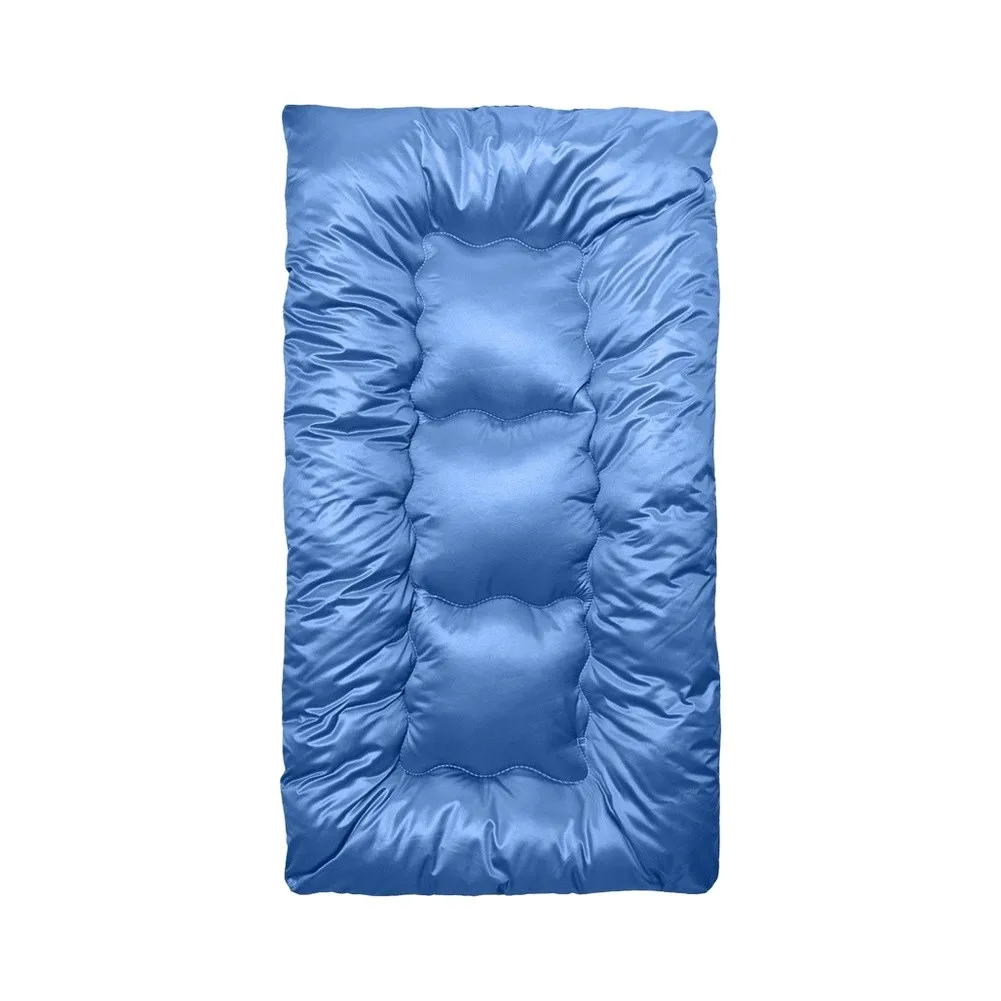 Imitation Ice Silk Pet Cooling Mat Polyester Fiber Construction Fade Resistant Material For Summer Heat Relief