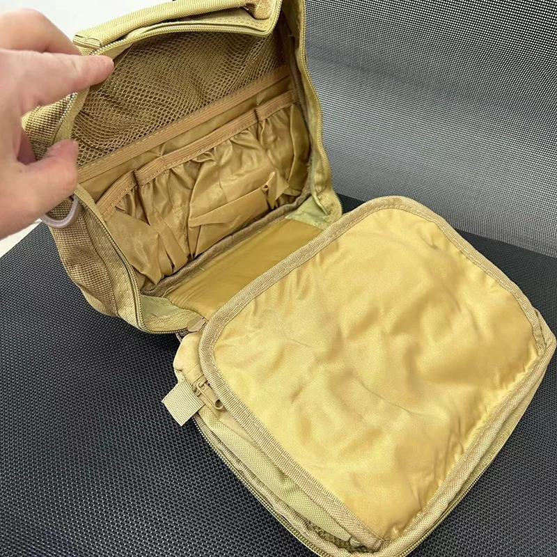 Tragbare Herren-Toilettentasche aus Oxford-Gewebe, Khaki, Reise-Organizer mit mehreren Taschen, hängende Waschtasche für Outdoor-Aktivitäten, Angeln und Kurzreisen – Detail 11