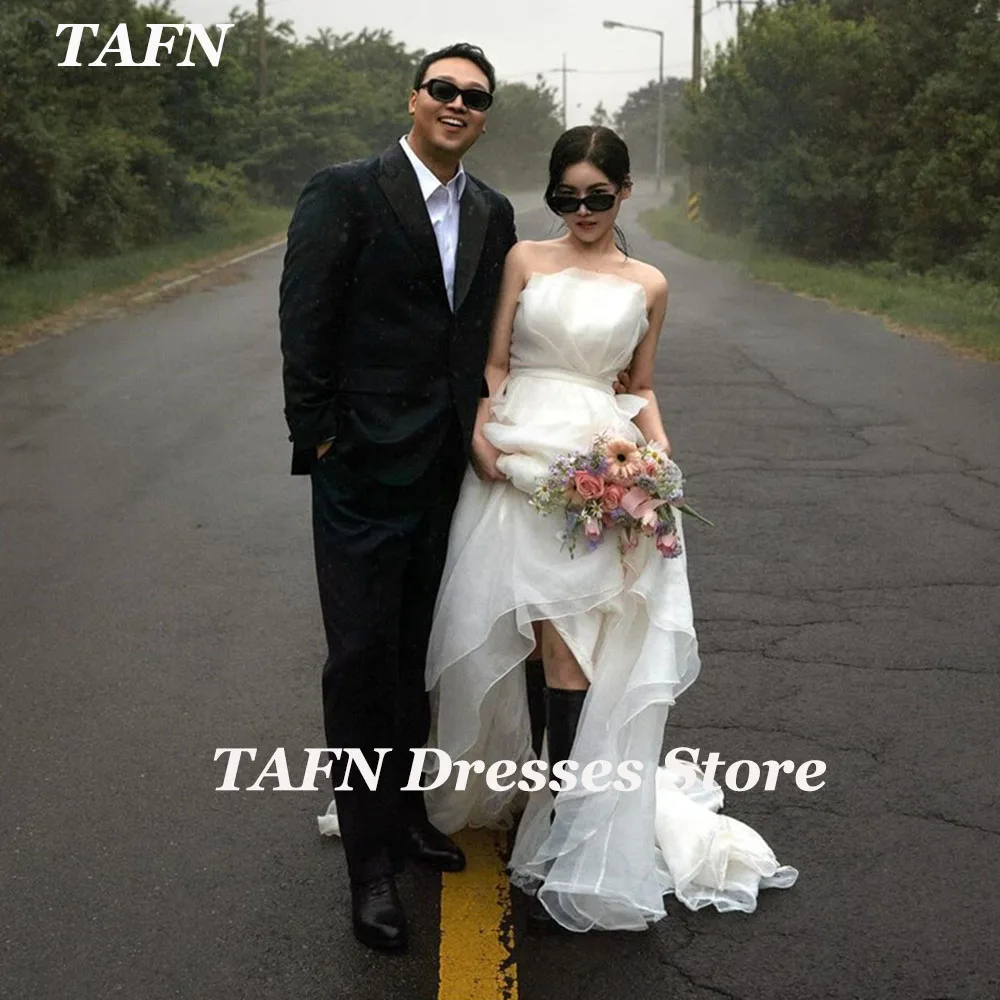 

TAFN A-line Silky Organza Wedding Dresses Strapless Korea Bridal Gown Custom Made Photo Shoot Court Train Gown for Bride