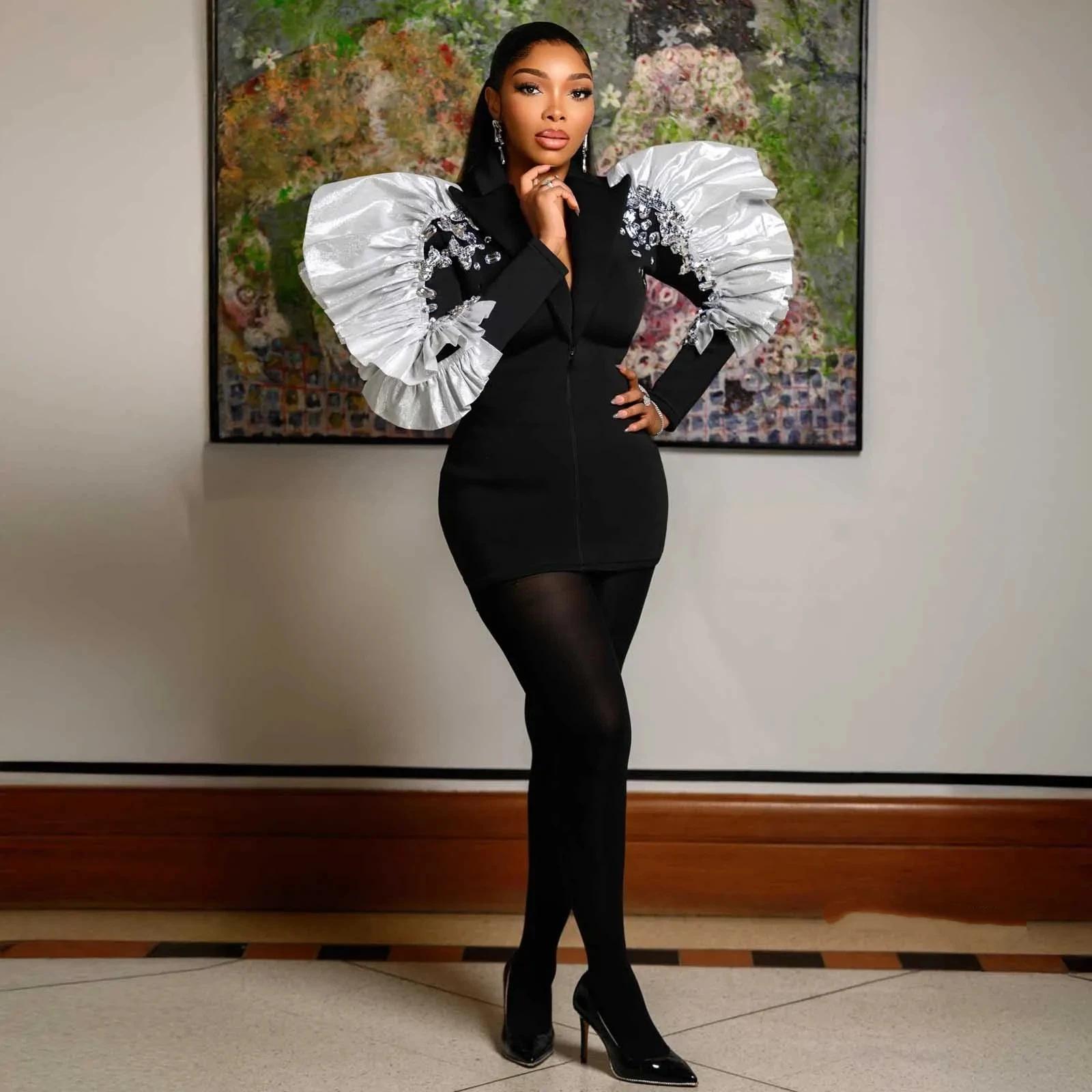 

Mini Short Black Crystal Folded Cocktail Ball Dress Sexy V-neck Long Sleeve Black Women's Birthday Party Ball Dress Customized