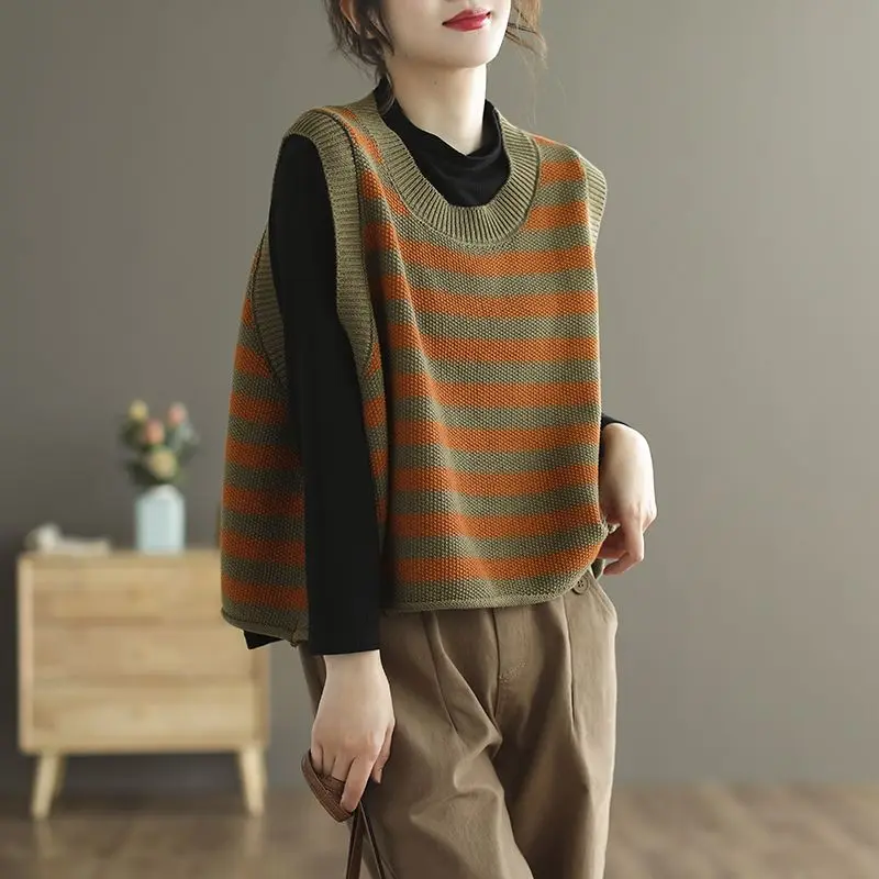 Vintage Striped Spliced Sweater Vest Spring Autumn Korean Loose Women\'s Clothing Casual Round Neck Sleeveless Knitted Jumpers