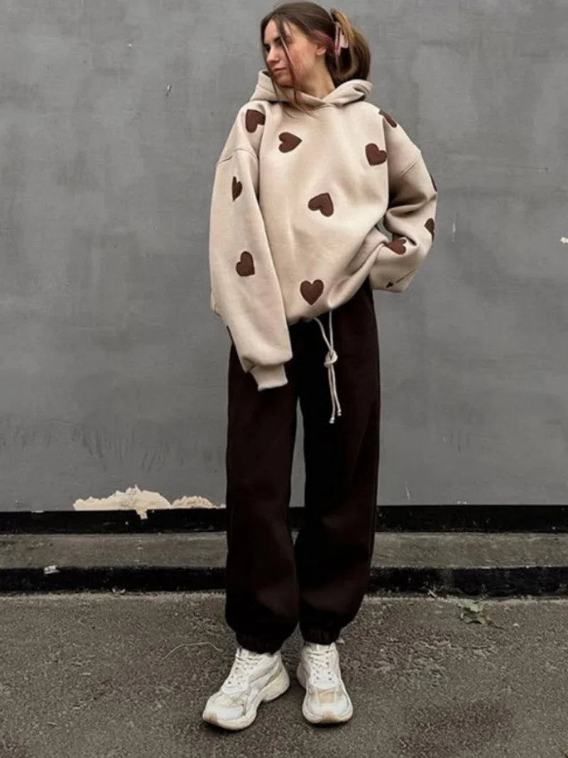 

Уличные комплекты из 2 предметов, женская одежда, осенняя одежда, женские толстовки с принтом сердца, толстовка, топ и брюки, комплекты повседневных спортивных костюмов, женский комплект