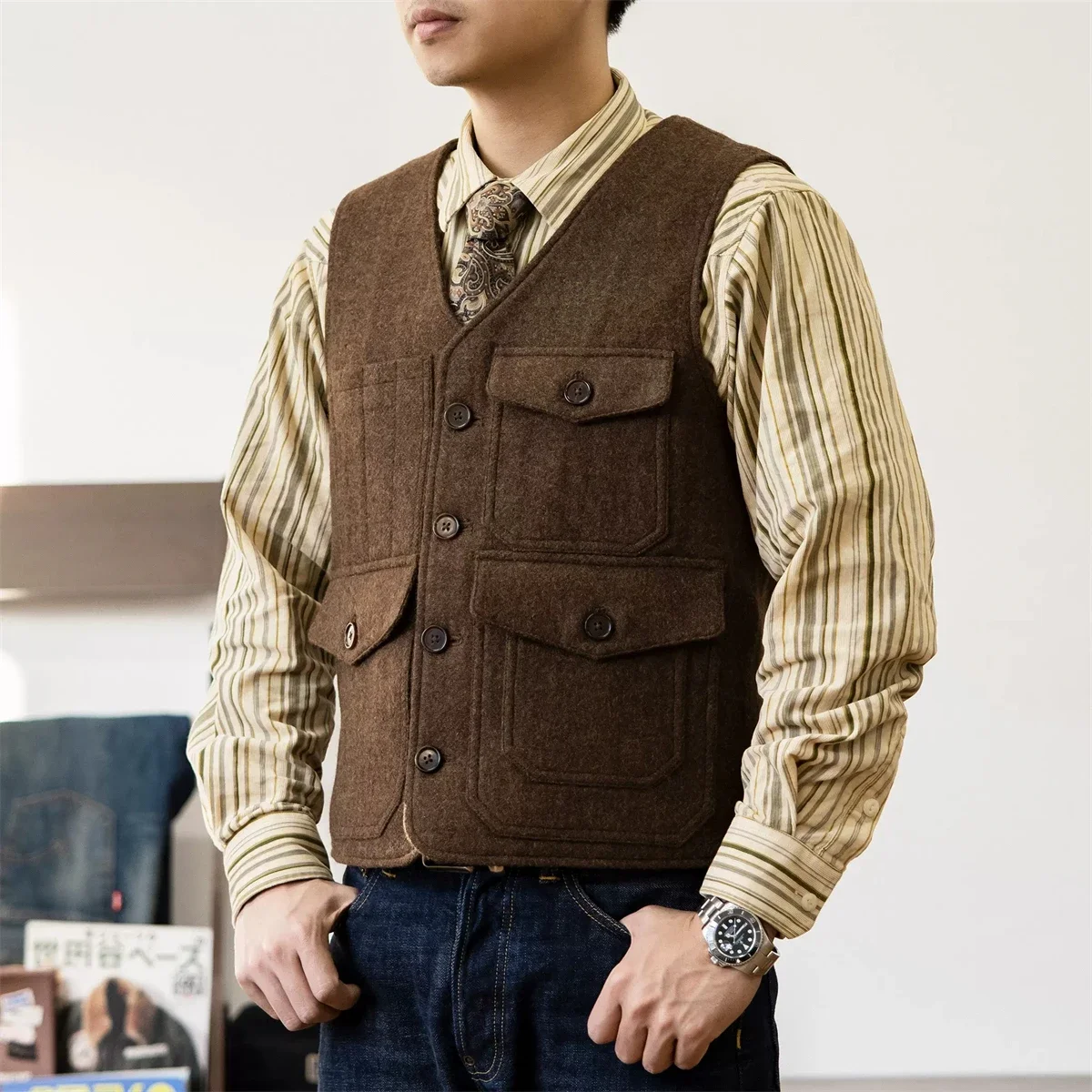 

Red Tornado Heritage Style Wool Tweed Vest Outdoor Men's Multi-Pocket Work Waistcoat